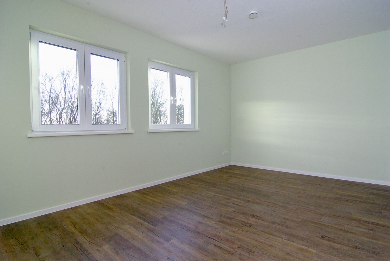 VERMIETET // Sonnige Haushälfte mit Topaustattung *Balkon, Wärmepumpe, Carport ...*