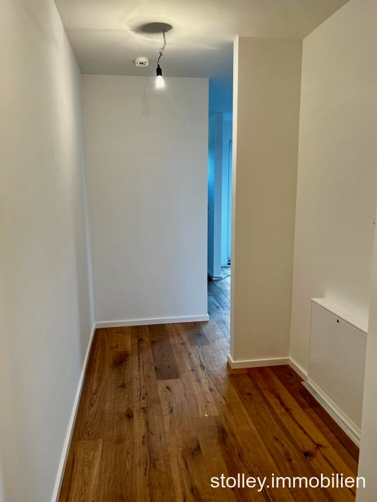 VERMIETET // Ruhiges Appartement mit eigenem Garten * TOP AUSSTATTUNG, ERSTBEZUG *