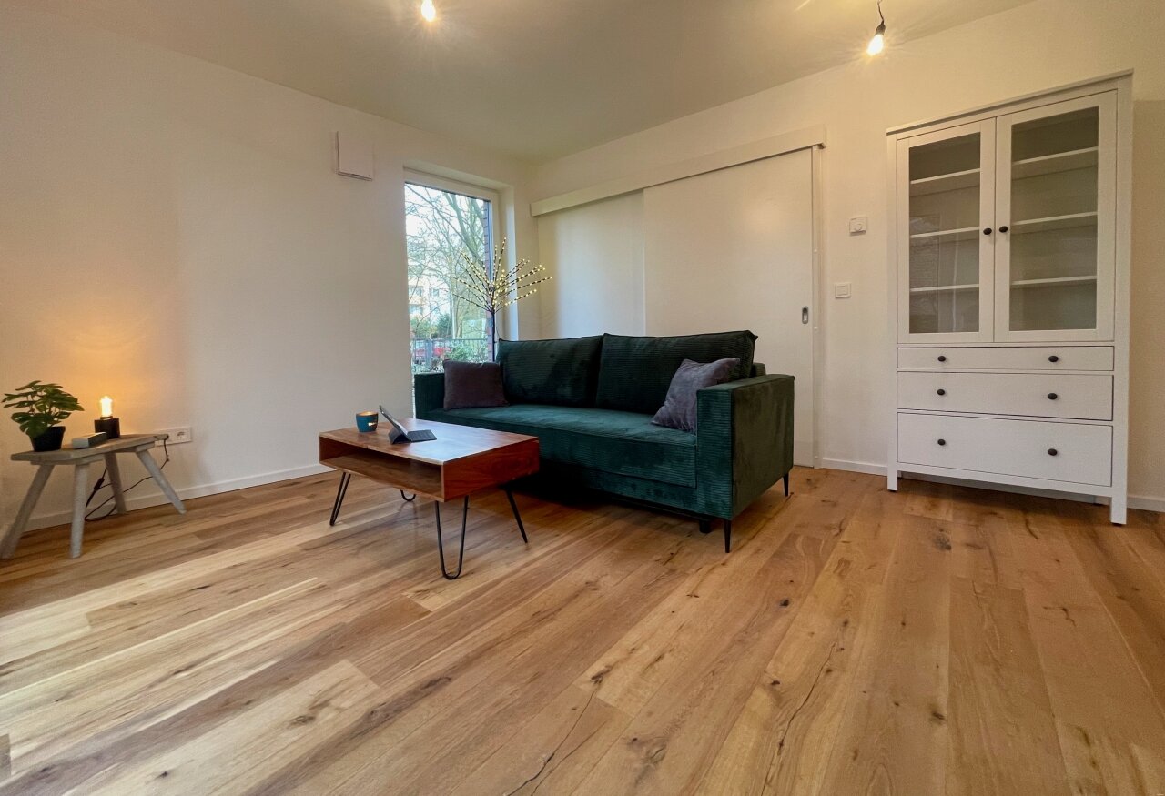 VERMIETET // Ruhiges Appartement mit eigenem Garten * TOP AUSSTATTUNG, ERSTBEZUG *