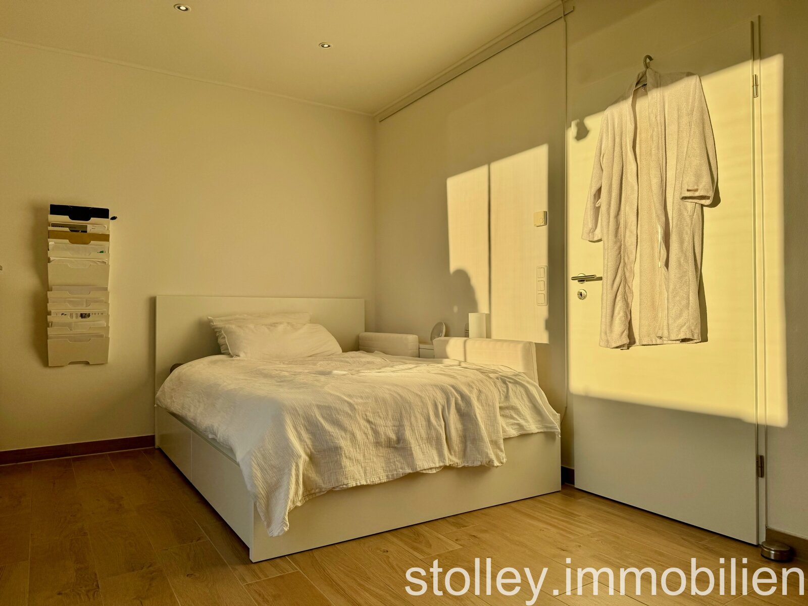 VERKAUFT // hochwertige Singlewohnung mit Dachterrasse & Fördeblick