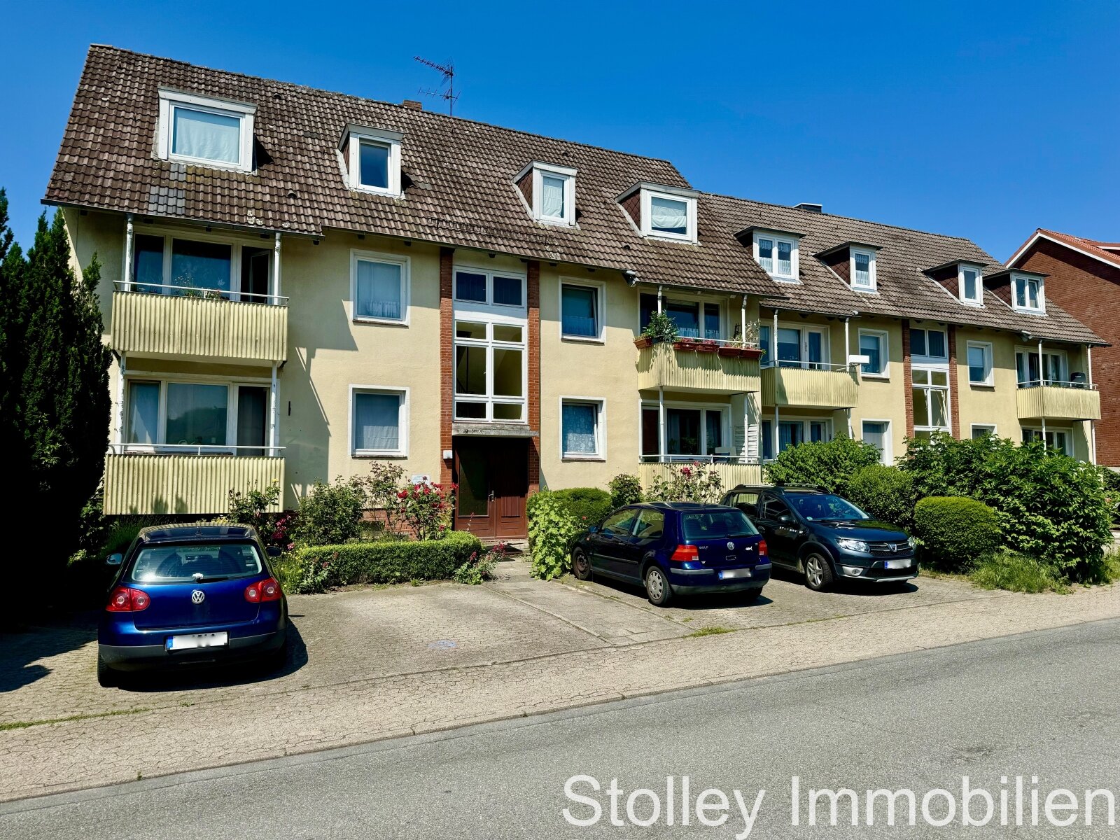 Investorentraum mit Perspektive: 12 Wohneinheiten mit attraktivem Wertsteigerungspotential