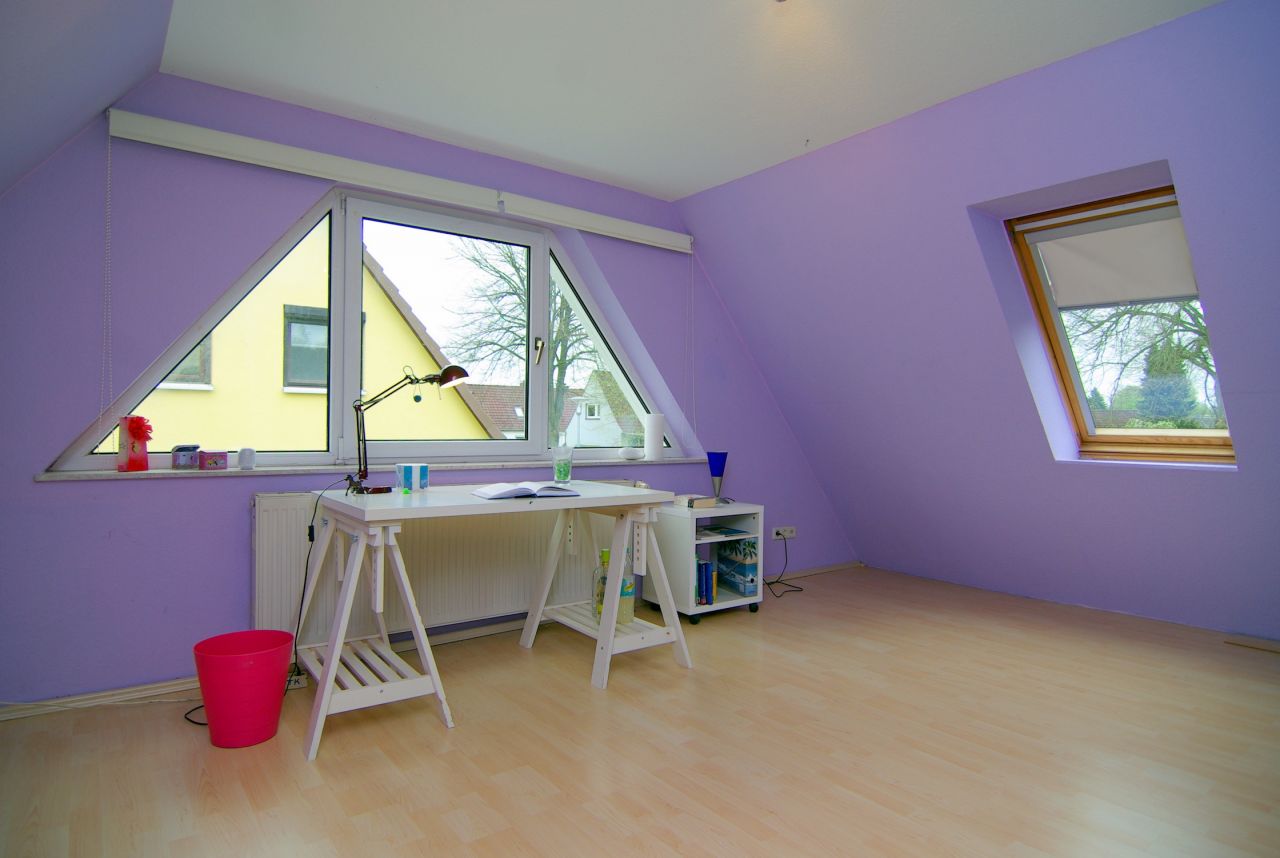 Schlaf- oder Kinderzimmer Schlaf- oder Kinderzimmer