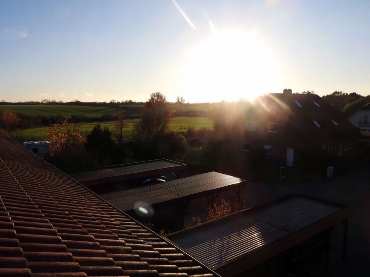 Ausblick über Felder und Wiesen Ausblick über Felder und Wiesen
