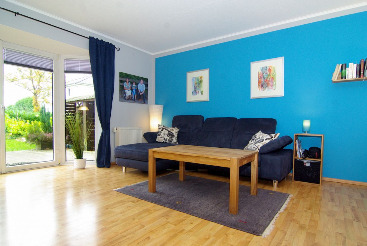 geräumiges Wohnzimmer geräumiges Wohnzimmer