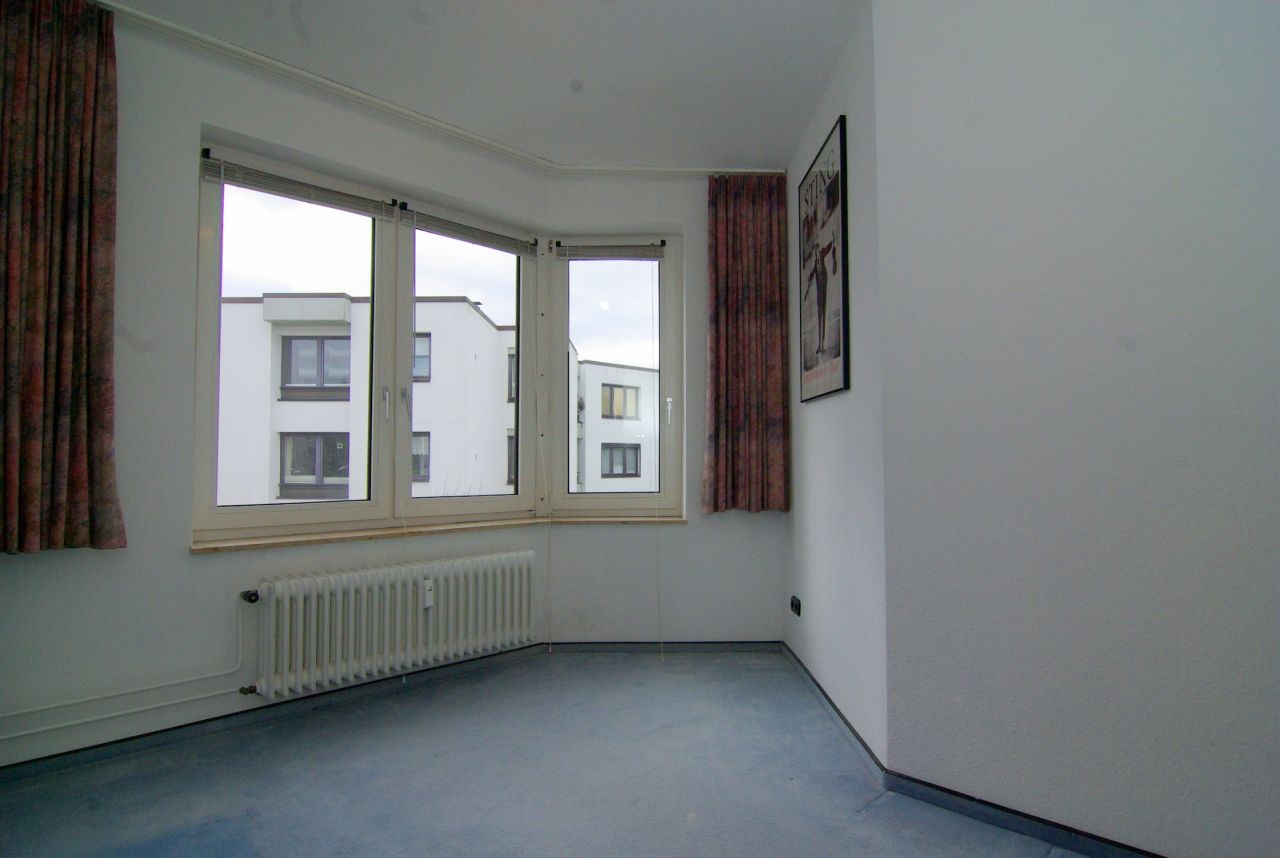 Arbeits- oder zweites Kinderzimmer Arbeits- oder zweites Kinderzimmer