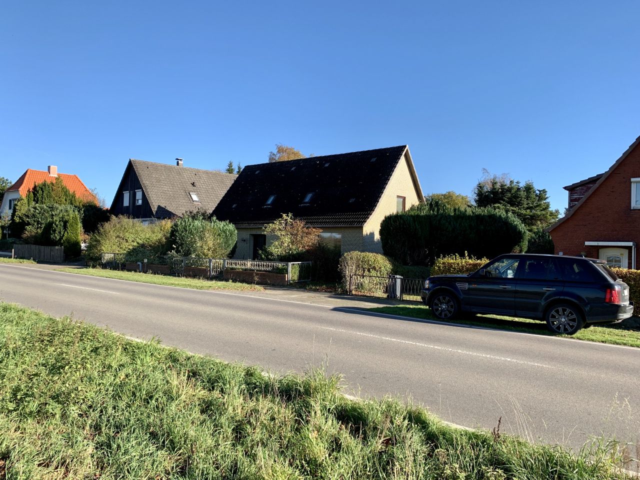Straßenansicht Straßenansicht