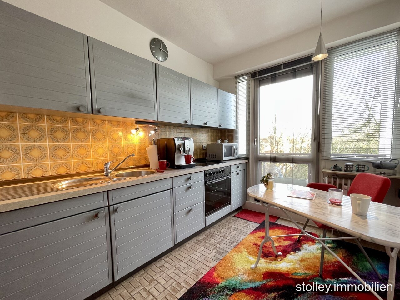 Kueche mit separatem Balkon Kueche mit separatem Balkon