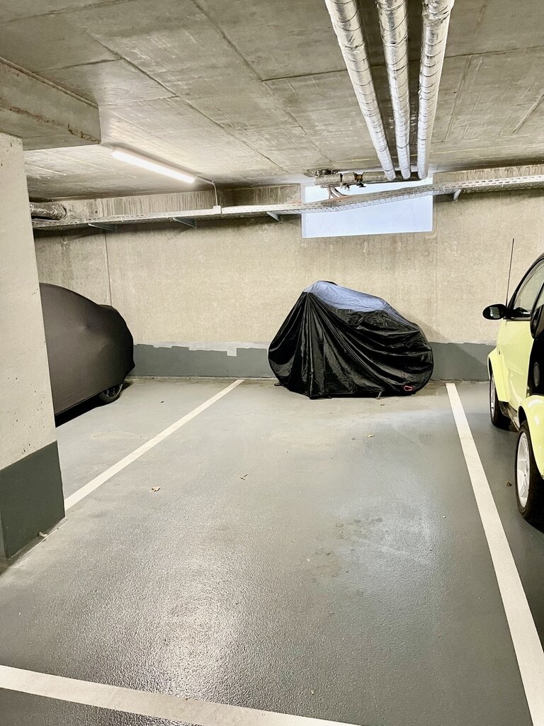 Tiefgaragenstellplatz Tiefgaragenstellplatz