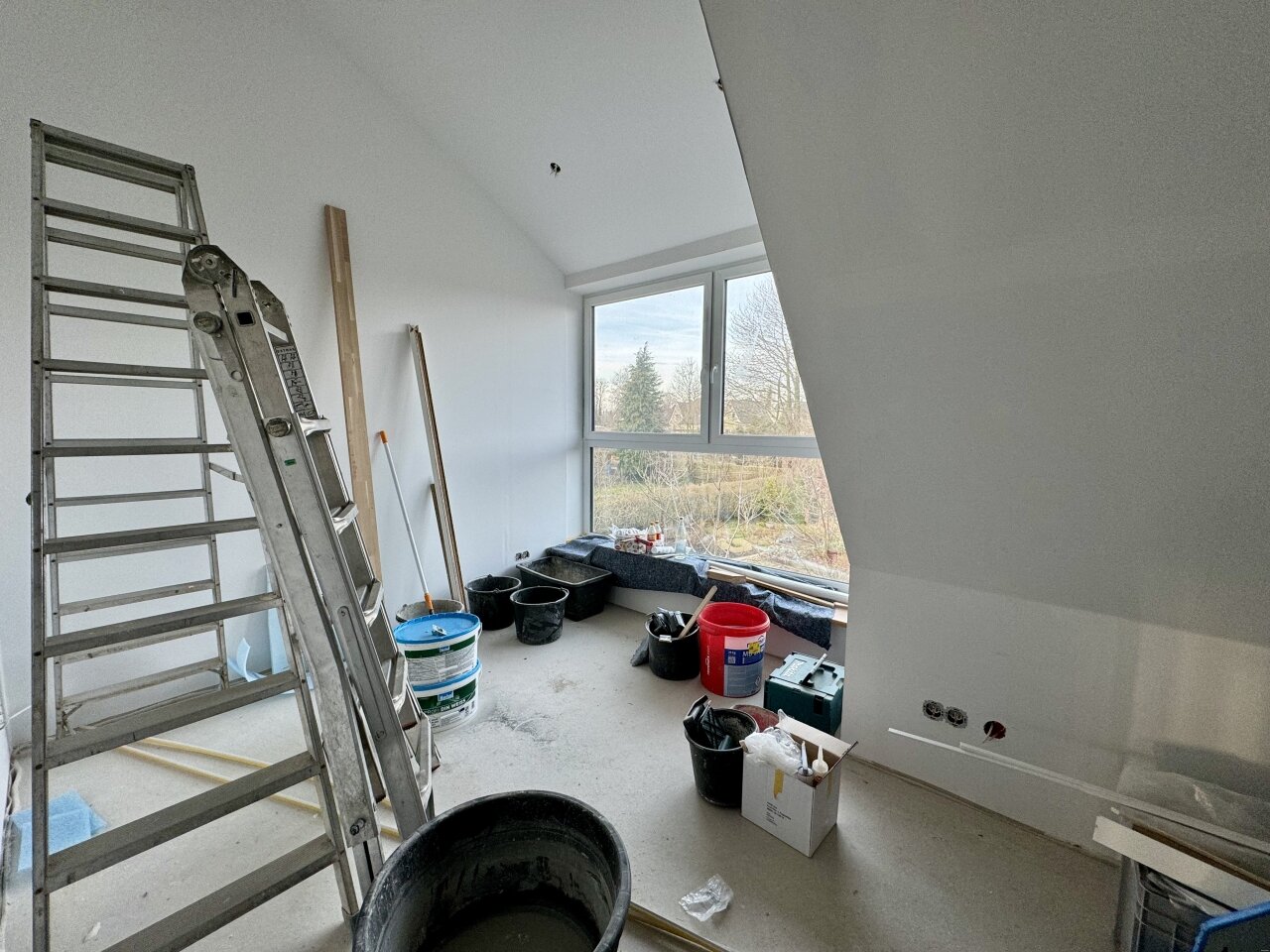 DG Gäste- Arbeitszimmer DG Gäste- Arbeitszimmer