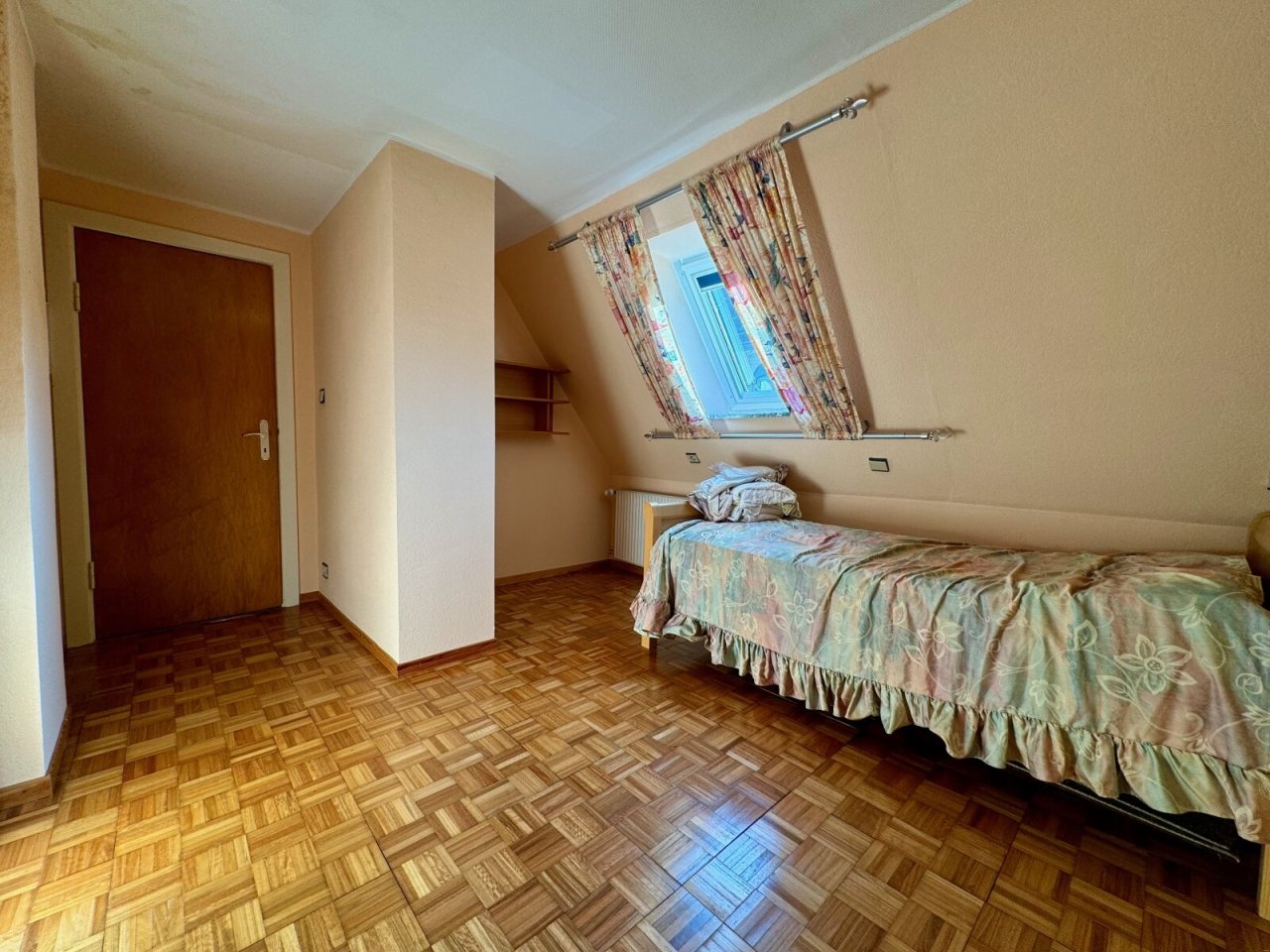 Kinderzimmer im Dachgeschoss Kinderzimmer im Dachgeschoss